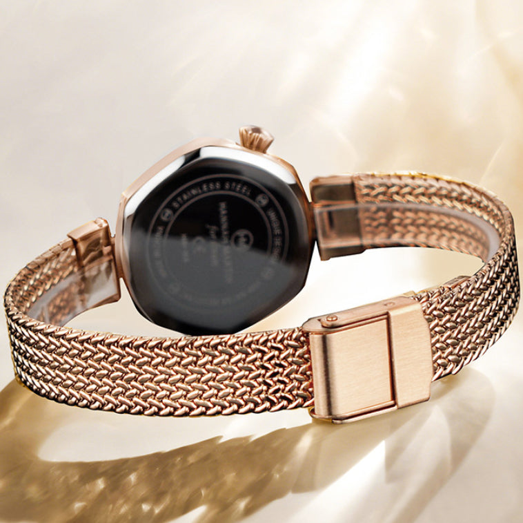 Amara Gold – The Modern Classic Timepiece